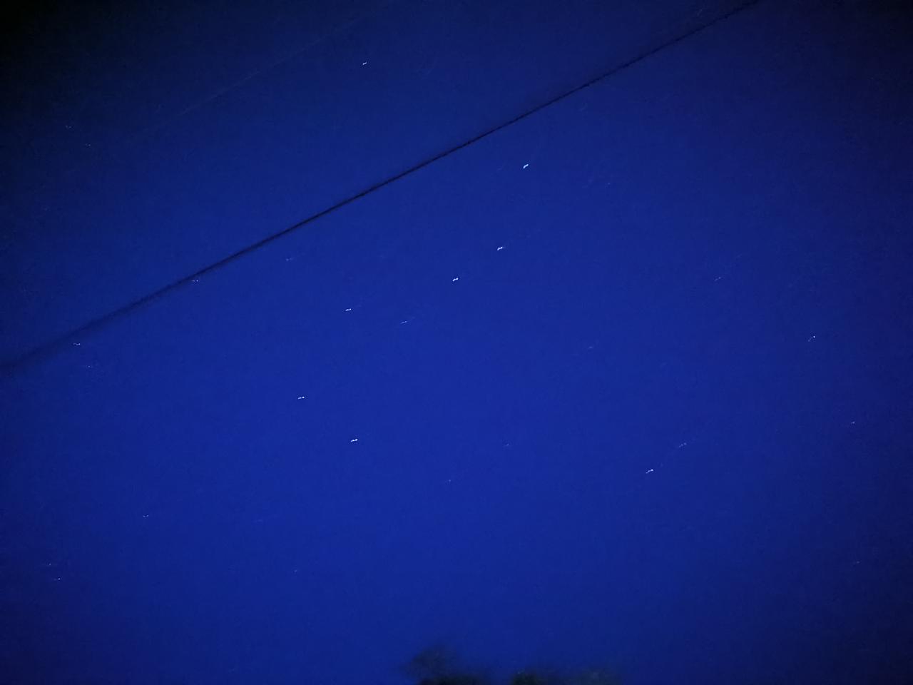 宁波富豪34亿元股票分给子女，你看，很多人努力一辈子也只能解决温饱的问题，而有的