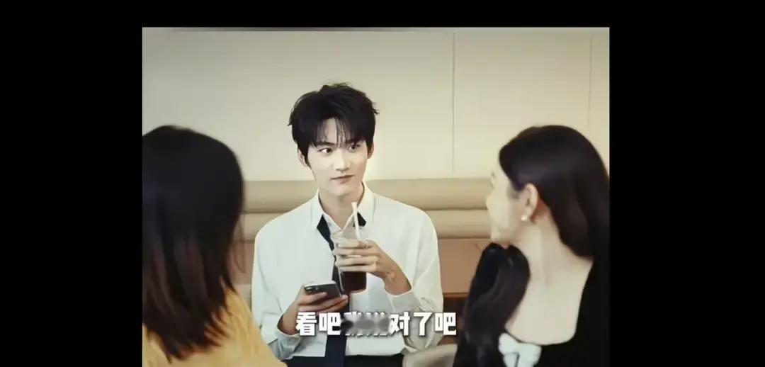 离婚不是终点，是开公司、拿女主、冲奖项的启动键。
 
陈妍希把工作室执照拍到桌上