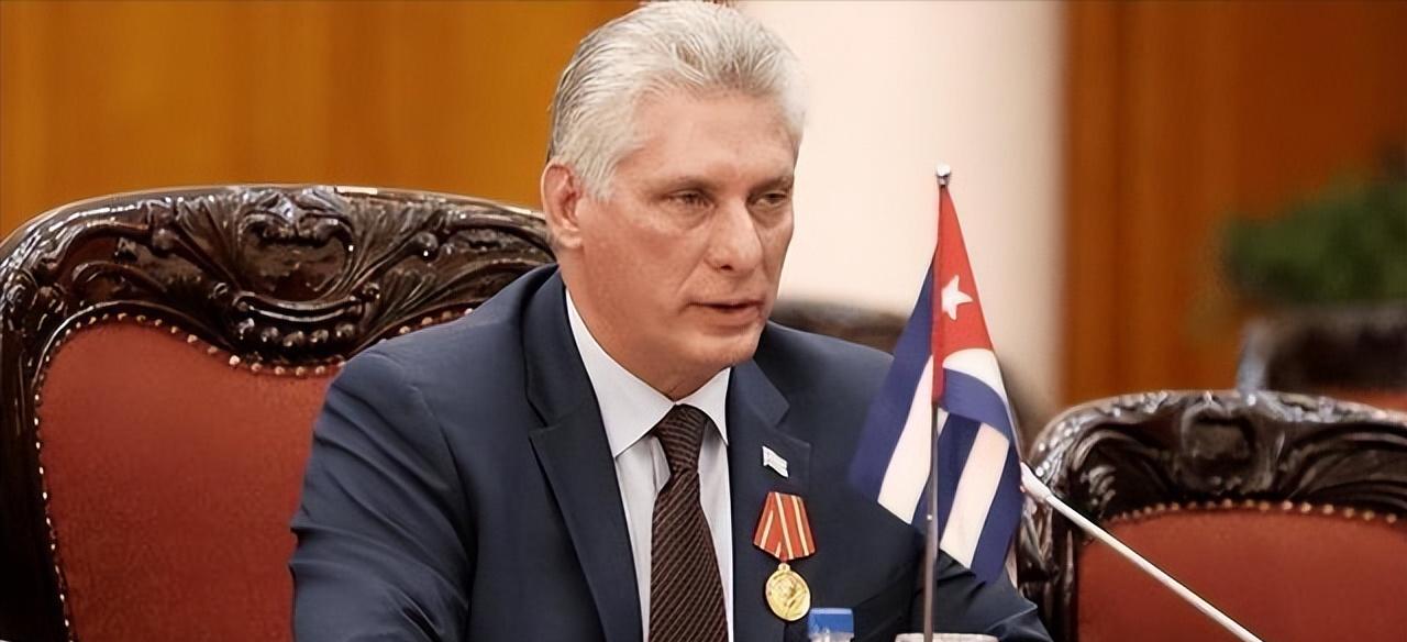 1.56万吨大米送进古巴！大批记者登船，现场直播，美动一个试试？
加勒比海局势迎