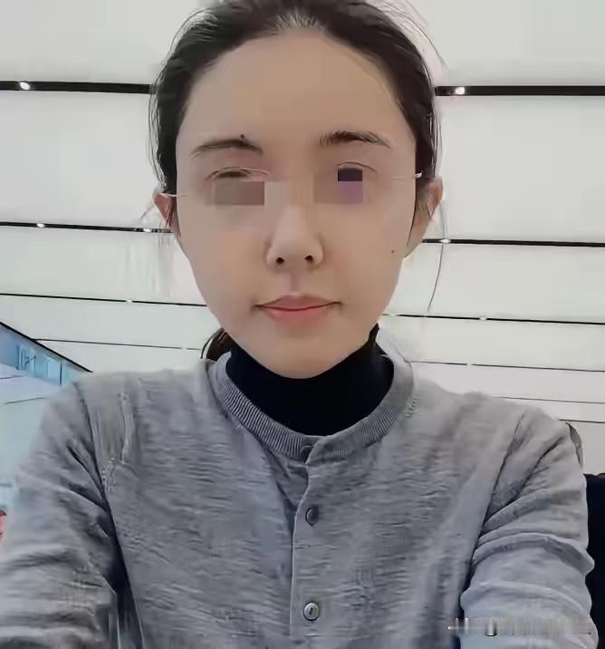 荒唐的归因：被骗五万，却怪丈夫没钱要离婚

小区里发生了一件让人唏嘘又哭笑不得的