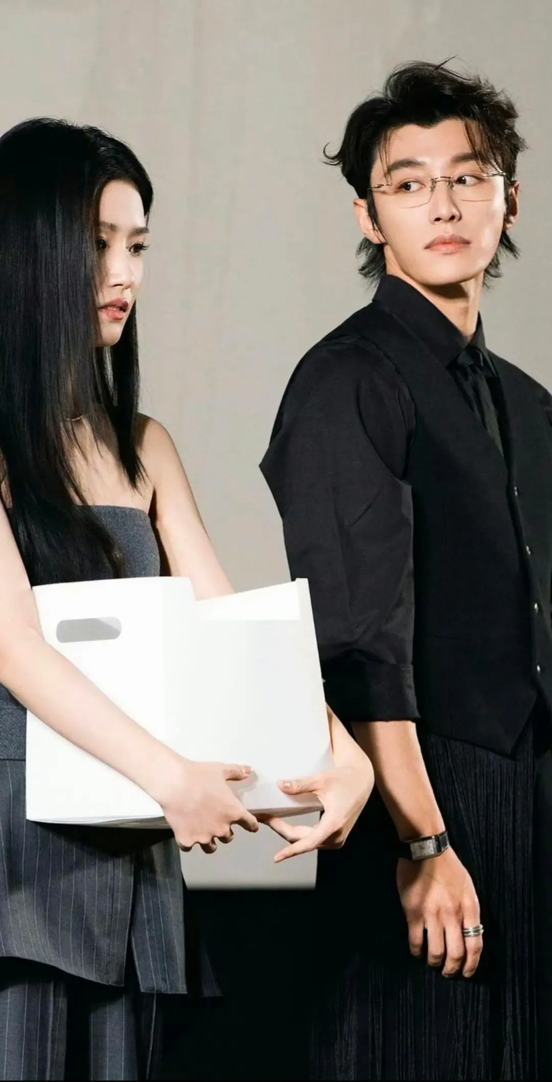 胡羞裴轸何尝不是一种故事鲜艳而缘分太浅的be呢  初见时裴轸对胡羞是不...