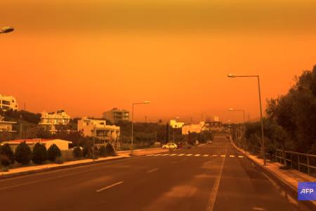 据报道，2026年4月初，一场非洲沙尘暴将希腊克里特岛的天空染成橙色，并肆虐这座