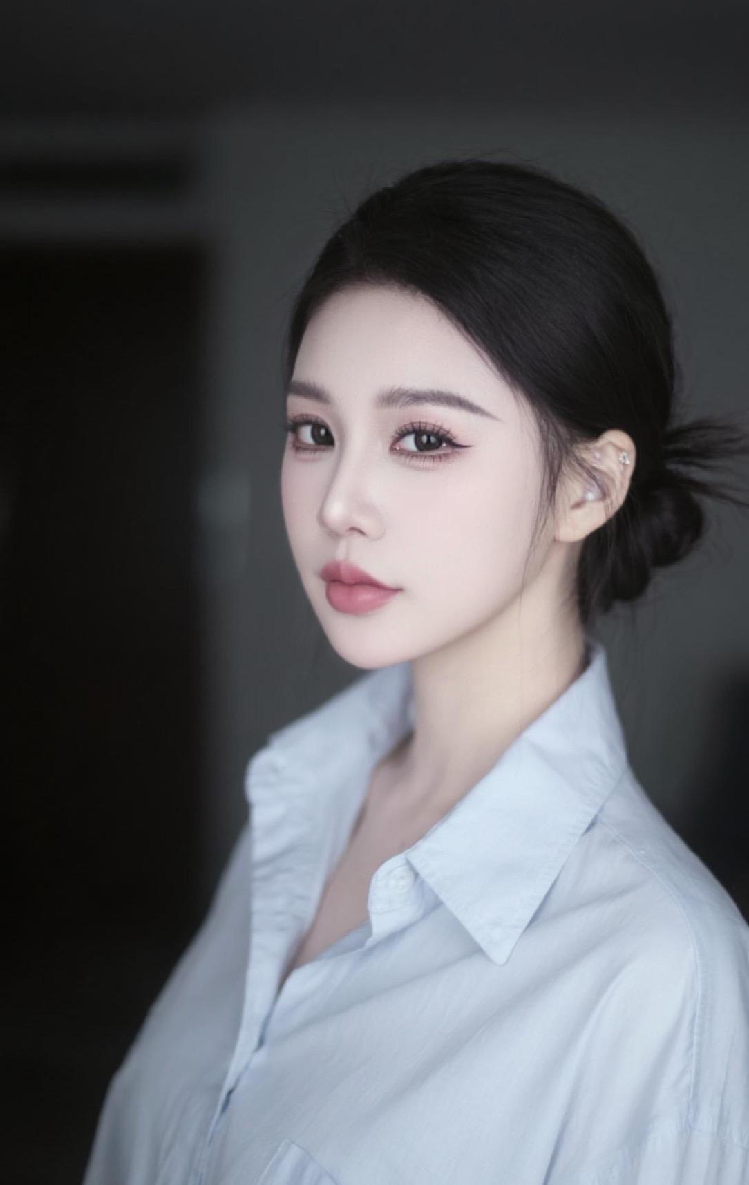 白骨精，在悟空眼里，她是妖精 在八戒眼里，她是美女 在唐僧眼里，她是无...