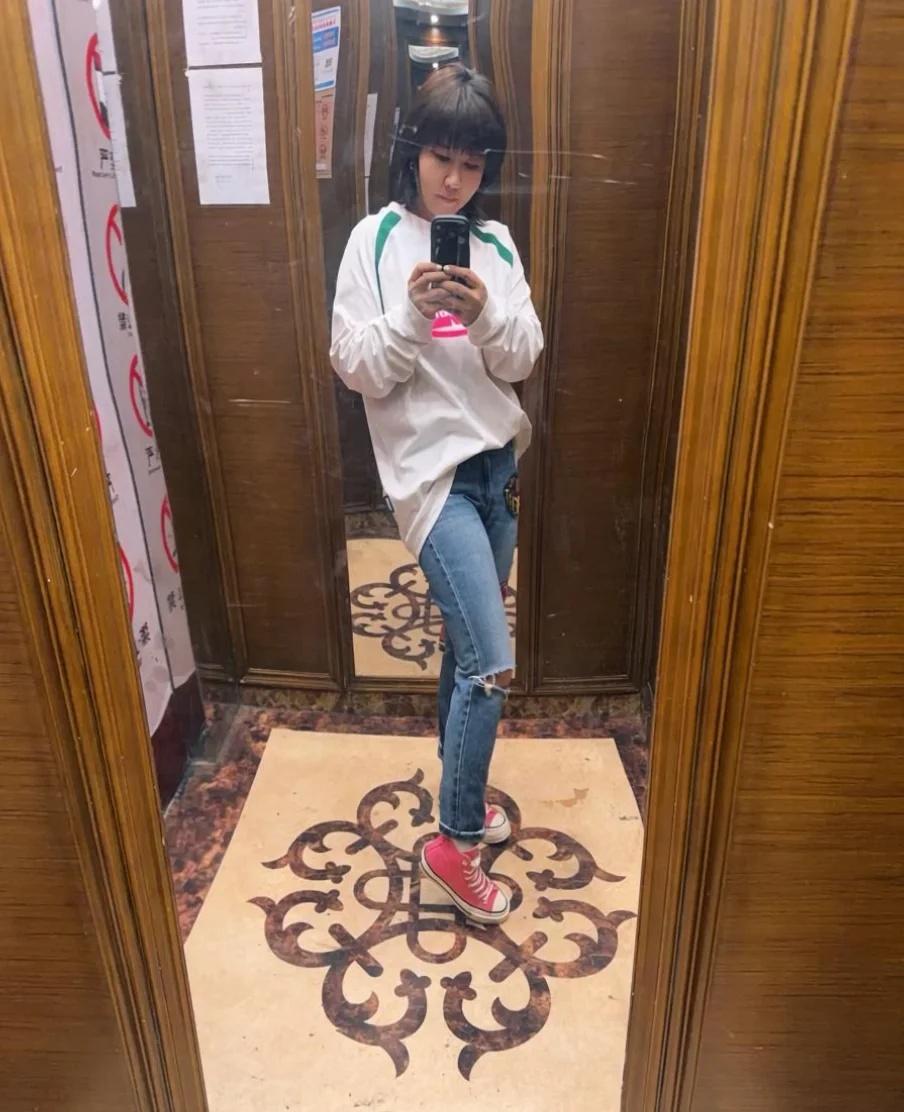 新鞋子真好看
我可太喜欢今年买的帆布鞋了穿漂亮鞋子 今日穿搭 新鞋子 爱穿啥穿啥