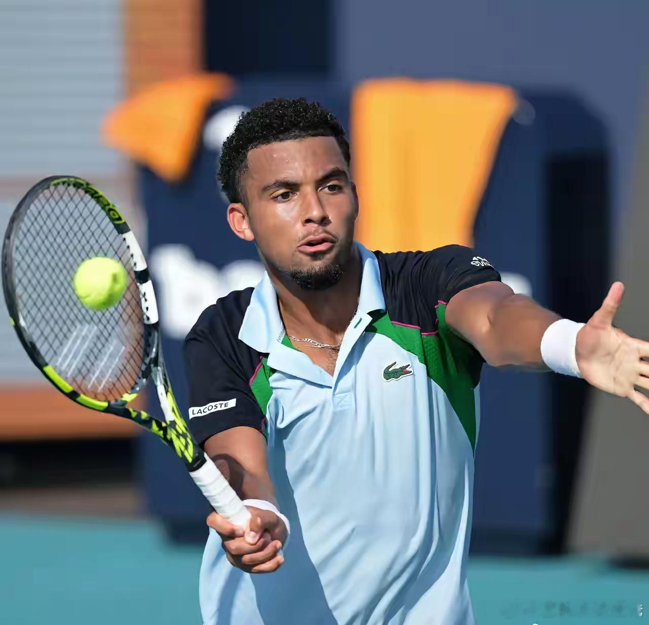 ATP1000马德里大师赛男单首轮赛果博杰斯🇵🇹6:7/7:6/6:3布斯塔