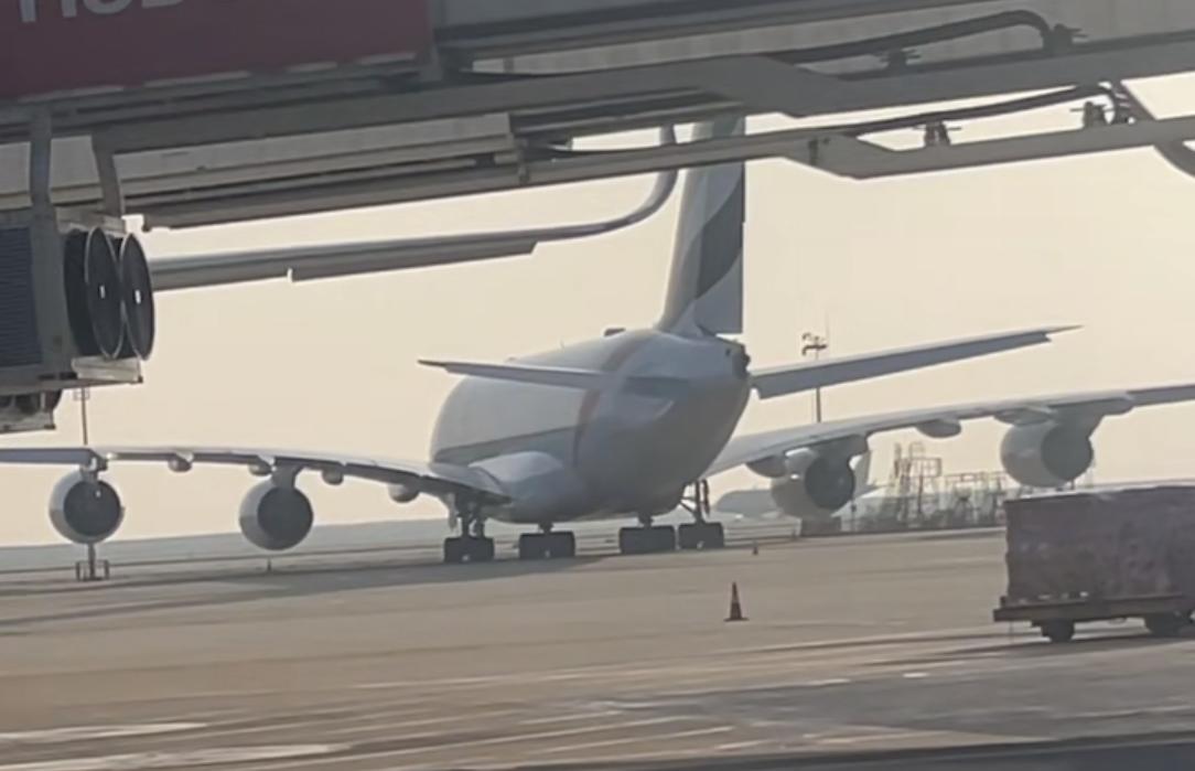 这个大家伙回不了家了，不知道停一天得多少钱？