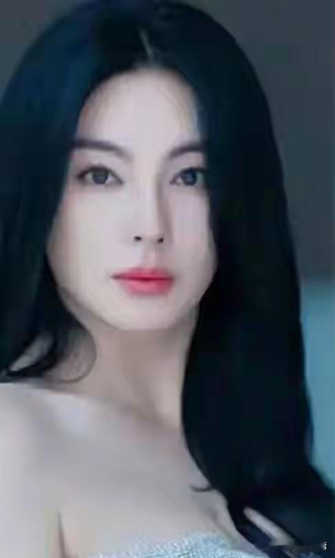 张雨绮是不是没什么热度了，所以主动公布自己的恋情受挫[笑哭][笑哭]

眼含热泪