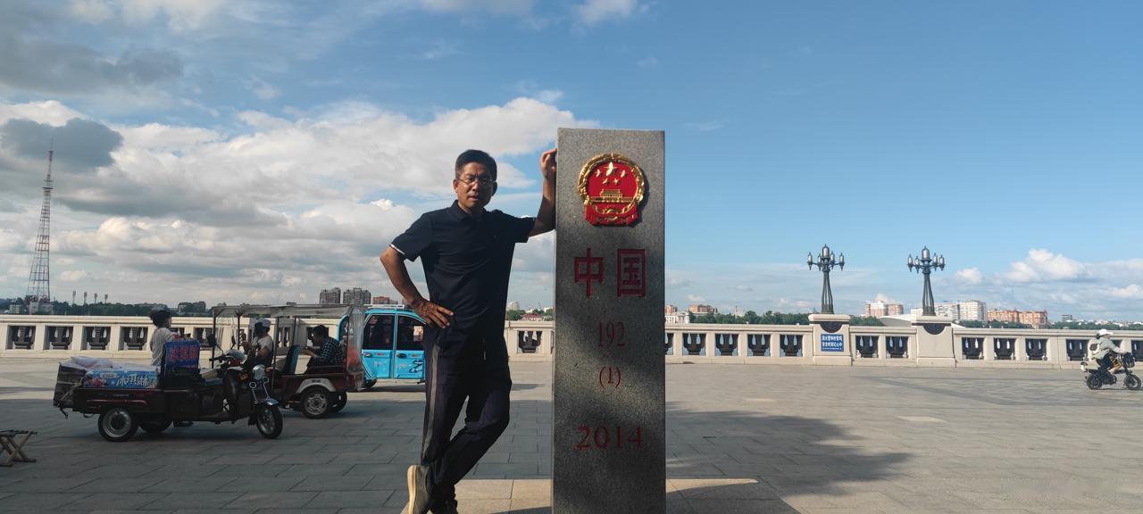 环国行摄第12天：呼玛县—黑河。行驶341公里。
1.路线：—龙头山—鹿鼎山—八