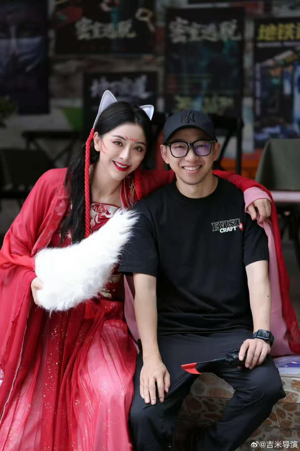 黄小蕾百变NPC妈妈黄小蕾《依然的喜事》杀青花絮绝了！密室逃脱、美食、古装等造型