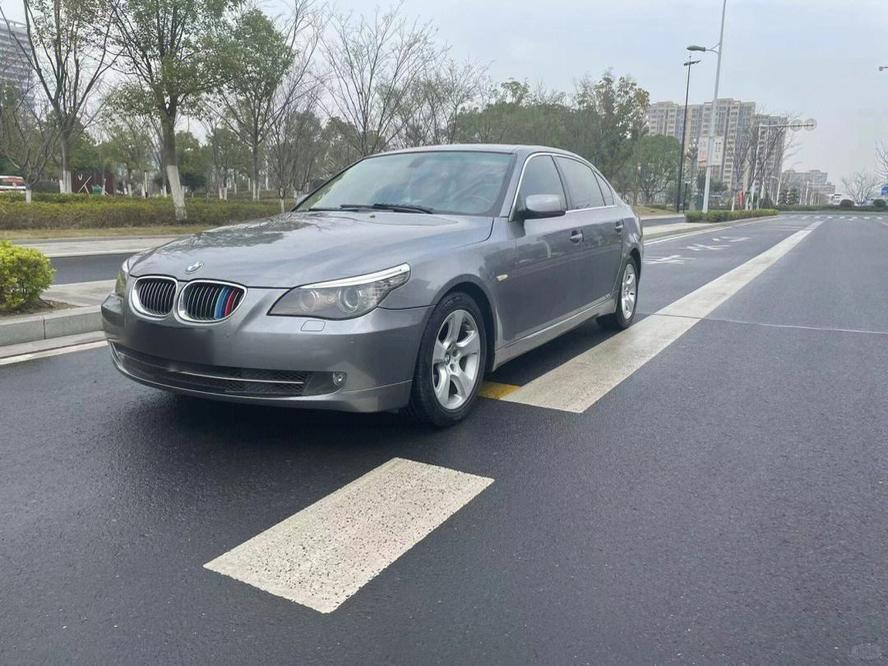 宝马523机油轻微损耗：是正常现象吗？