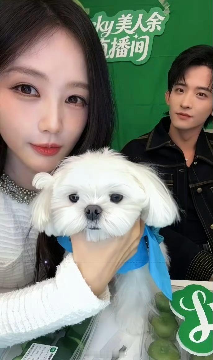 美人余她离婚他头婚 《美人余》这组人物设定有意思，余梦拥有婚姻的亲身经历，焦旭拥
