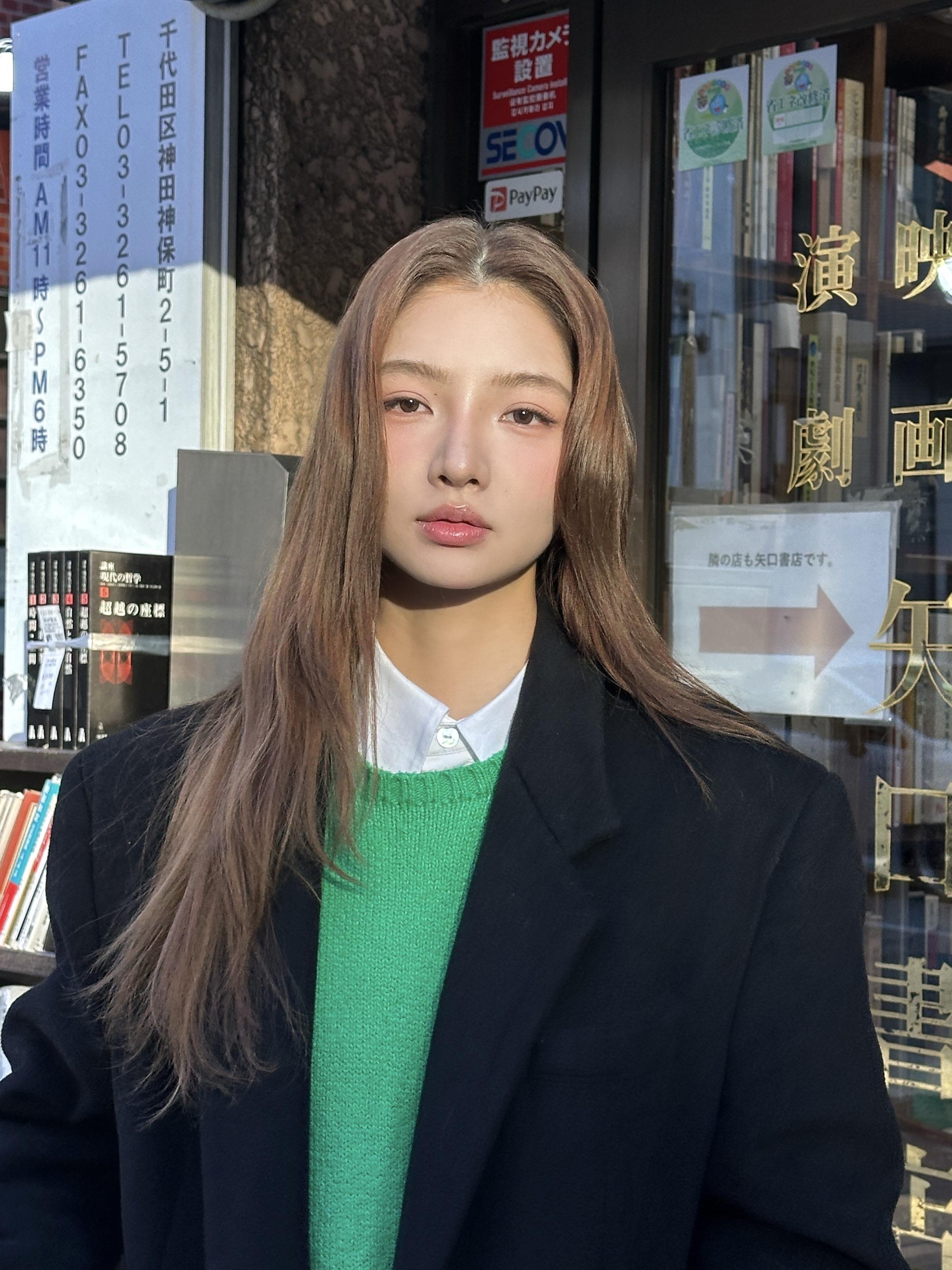東京outfit🧩。在神保町淘了一些不错的中古光碟 中古黑胶和杂志