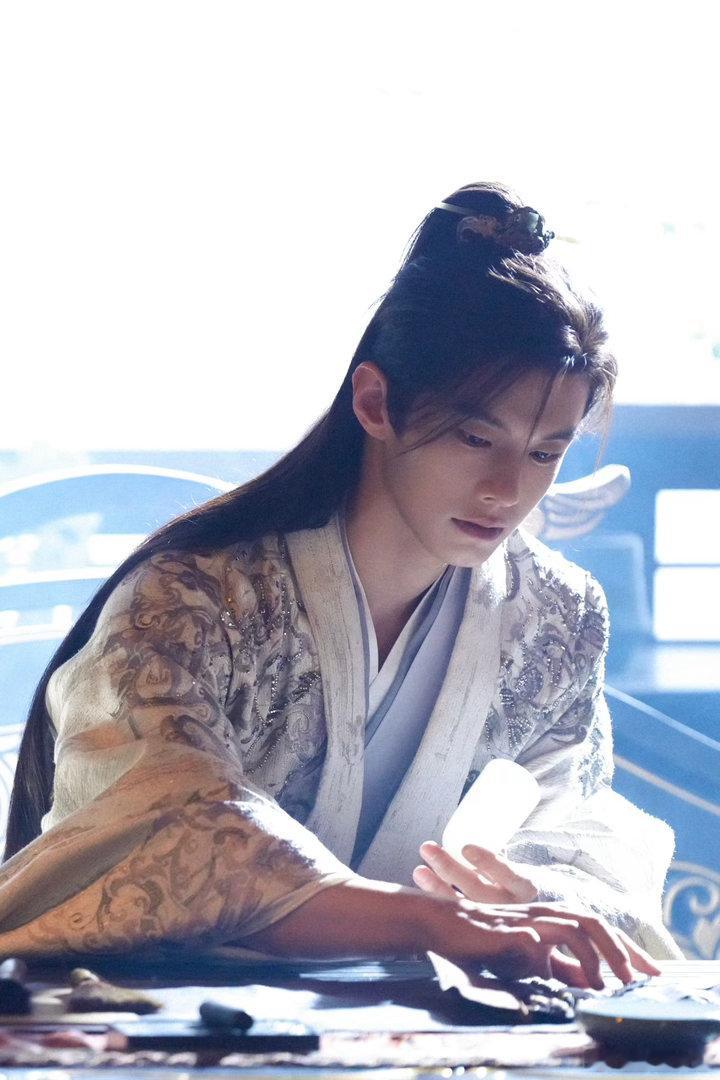 孟子义对何与全肯定孟子义百花杀对何与全肯定孟子义坦言拍摄《百花杀》这段旅程之中，