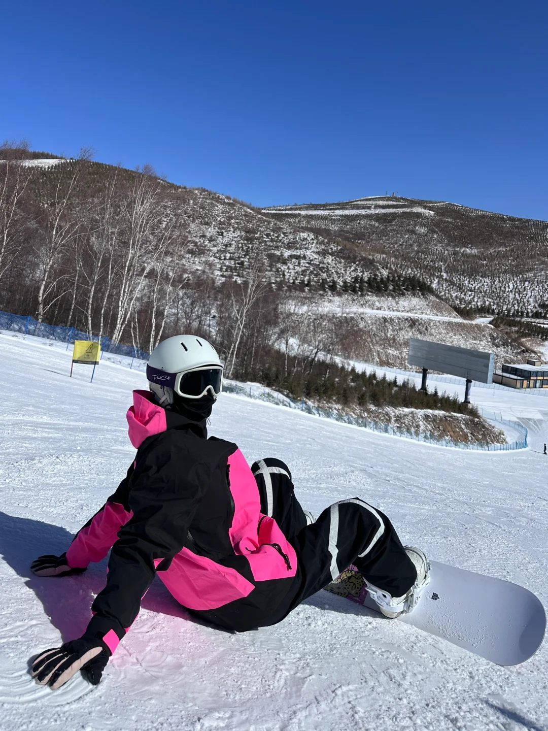 没人疼就去滑雪 滑完全身疼