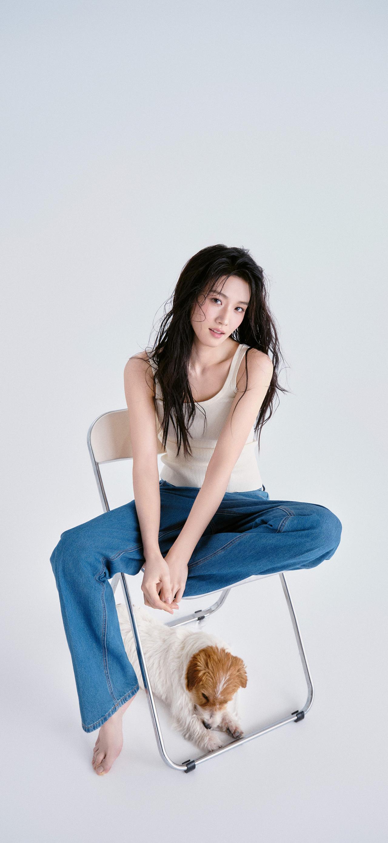 美女壁纸-第6124期-卢昱晓