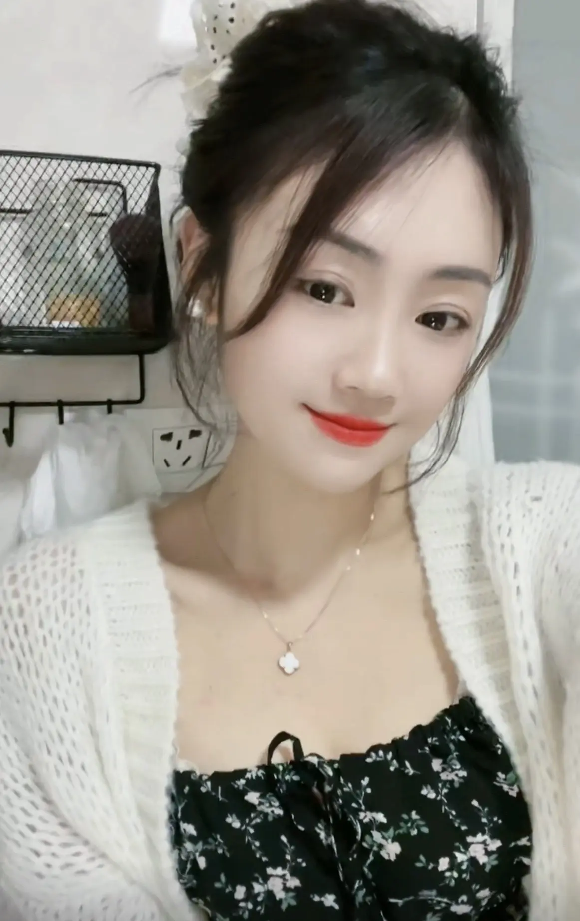 我愿意为自己的选择买单，但不后悔，我做的任何决定，该我承受的 好的坏的...