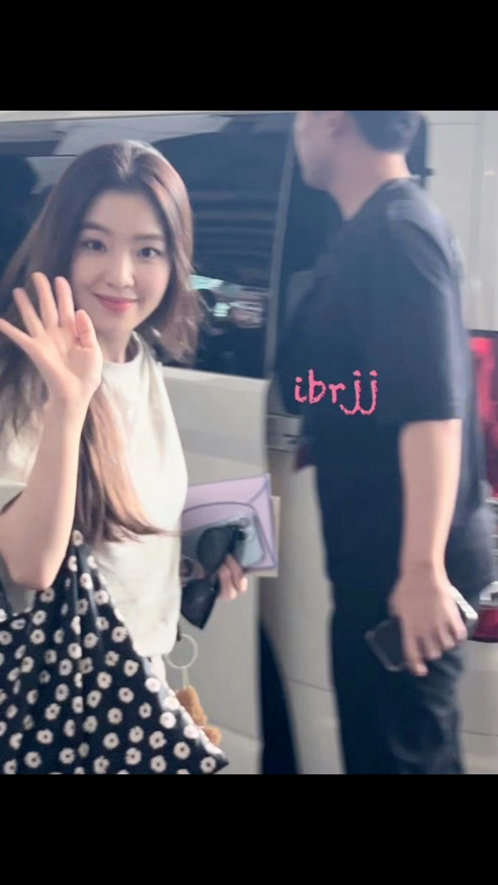 还是会被𝗶𝗿𝗲𝗻𝗲这组生图香到 