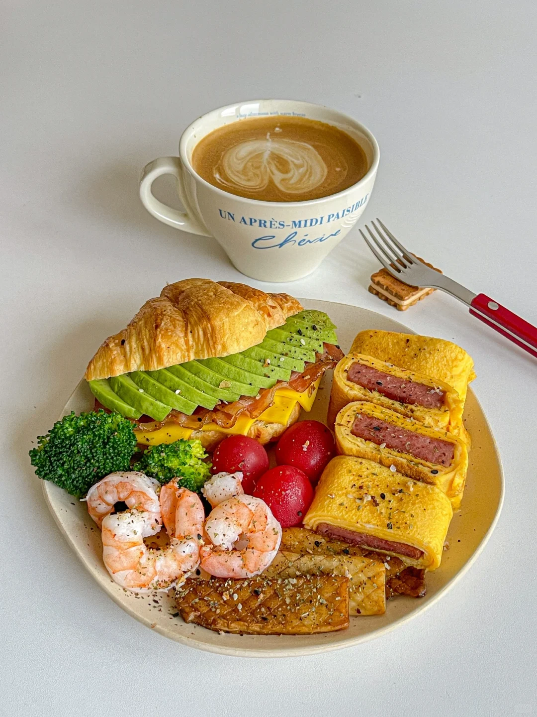 元气早餐🍽️可颂三明治午餐肉厚蛋烧🥐拿铁