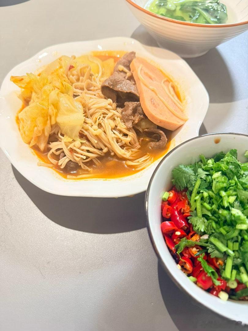 消失的日子天天自己做饭。已成功把体重从46喂到50+。好起来了。 