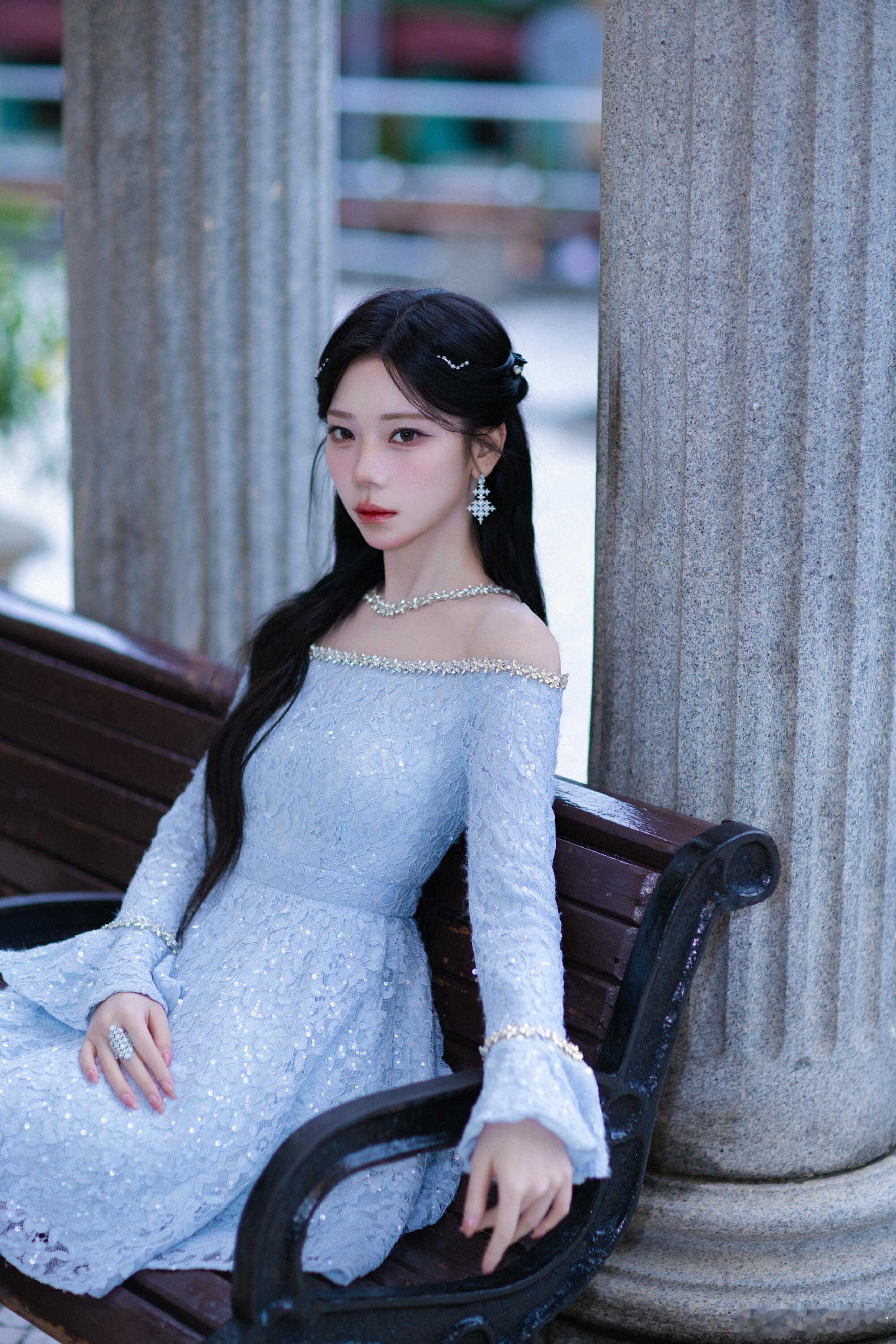 张紫宁｜少女千金妆， 简约淡蓝，精致优雅 