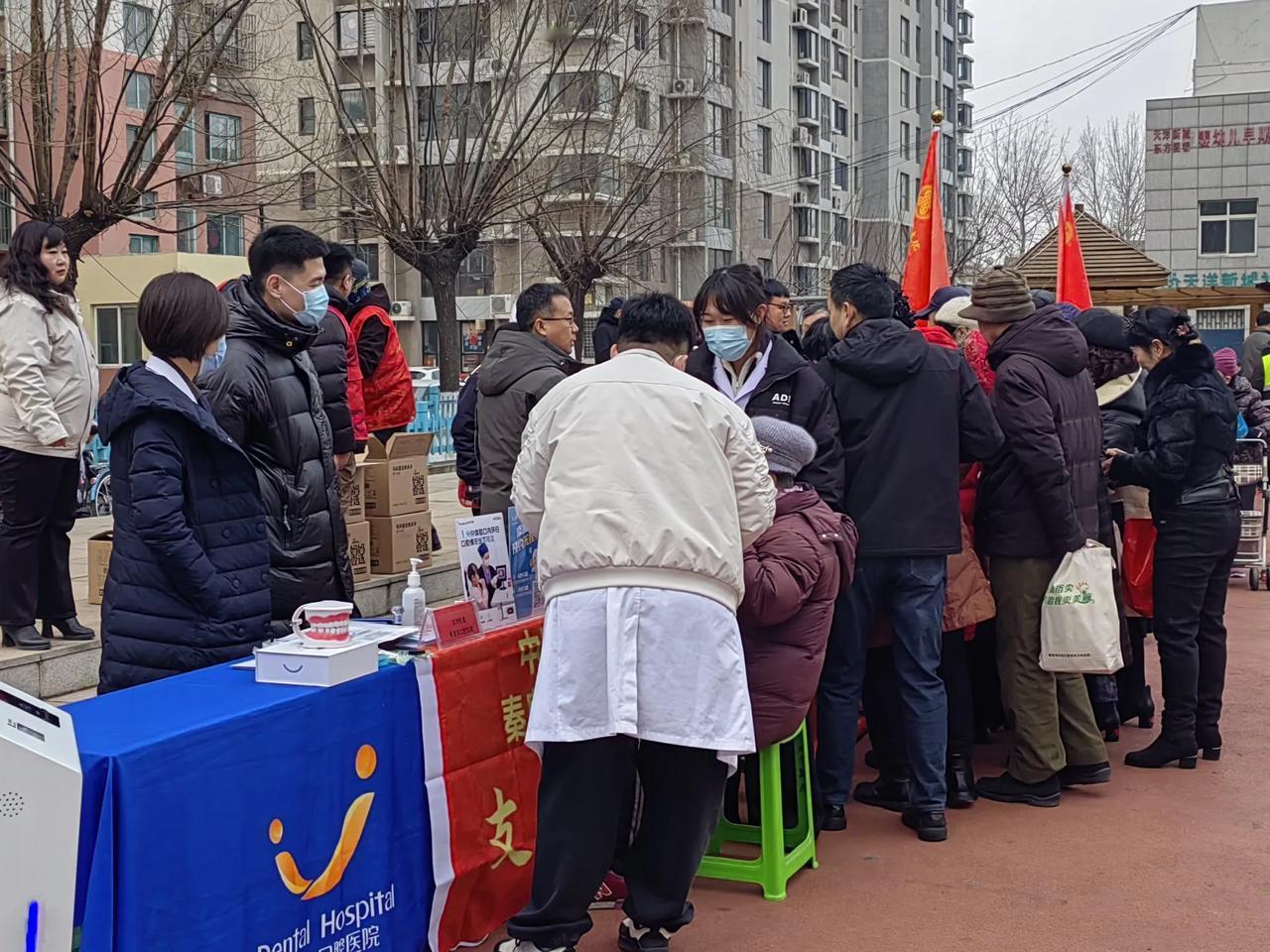 1963年3月5日，毛泽东主席的题词“向雷锋同志学习”，发表在《人民日报》上，所