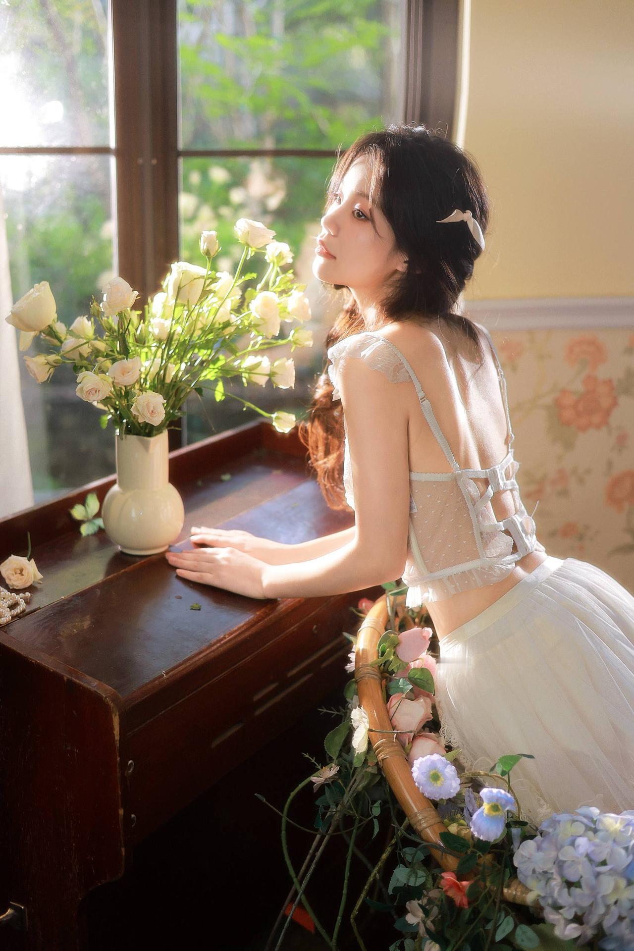 阳光明媚，慵懒