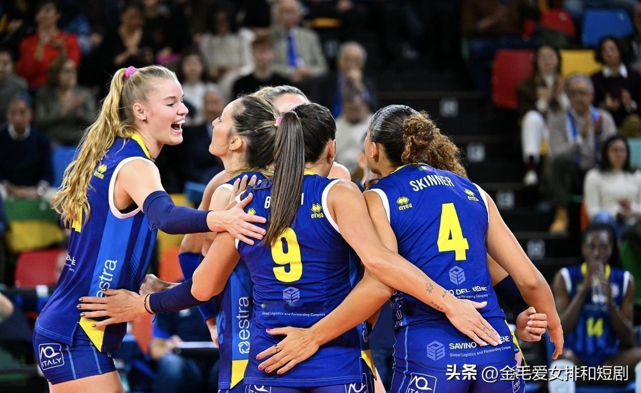 2025-2026赛季女排欧冠第四轮正赛小组赛第一轮A组，意大利🇮🇹斯坎迪奇