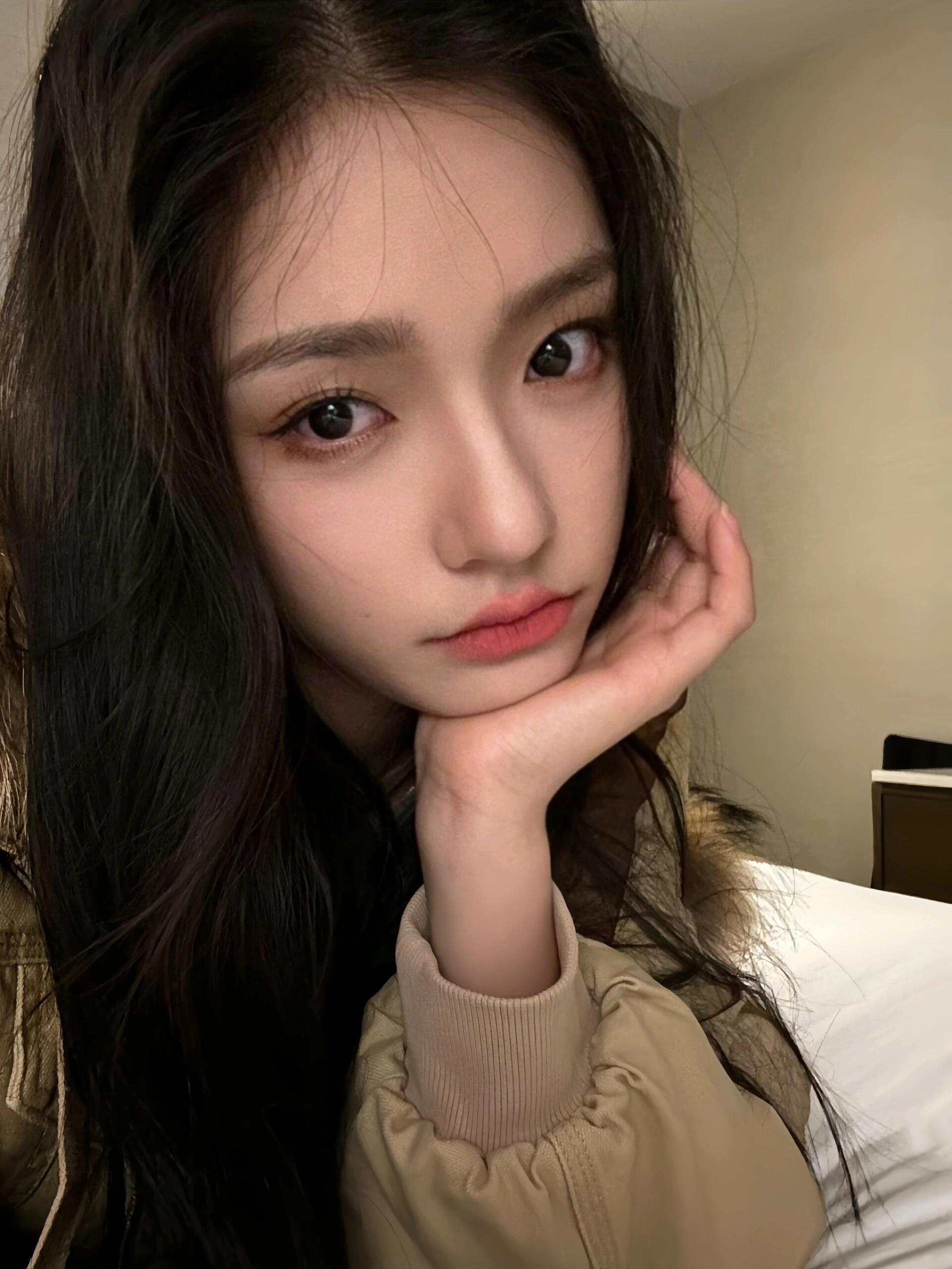 林允觉得听真话更重要 “你们的意见对我很重要”——林允说这话时，是真心实意的。一