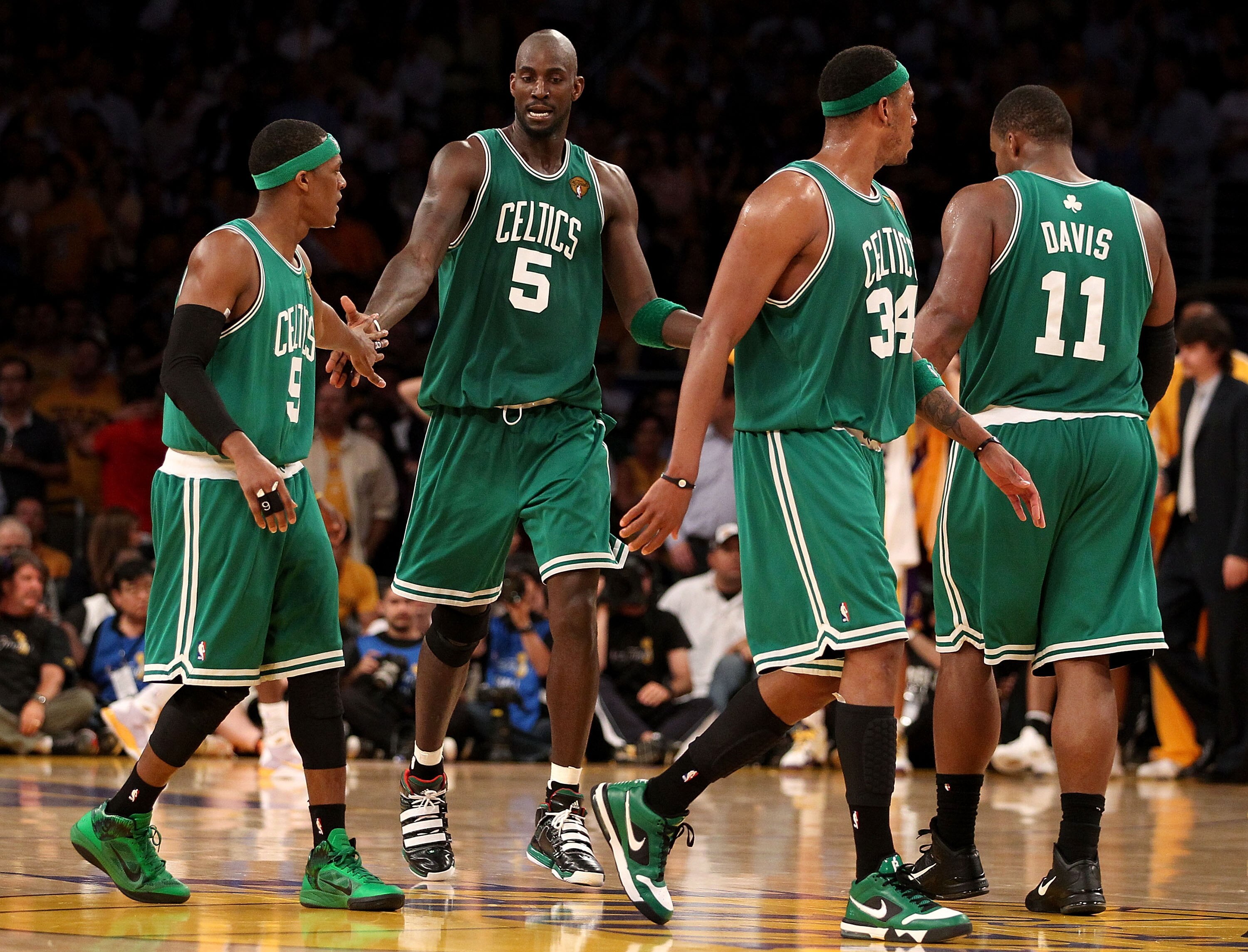 Boston Celtics  2010 右凯文加内特  隆多  保罗皮尔斯