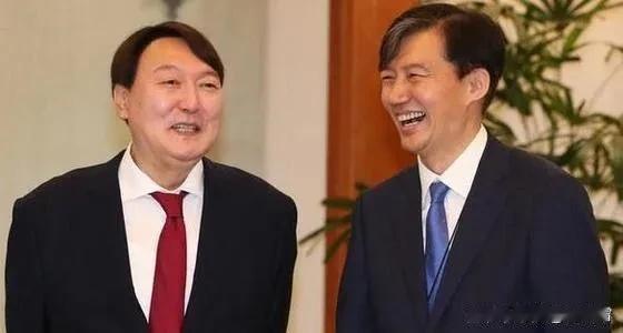 曹国很快出来了，他首要的目标应该是尹锡悦，当年也是拜他所赐让他与他老婆郑敬心（音