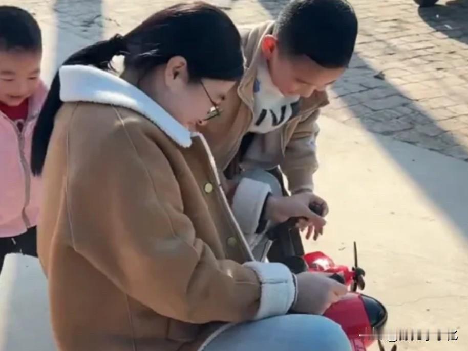 今年终于等来了一个不用考数学的双11！在唯品会给小朋友买运动鞋，直接就是一件立减