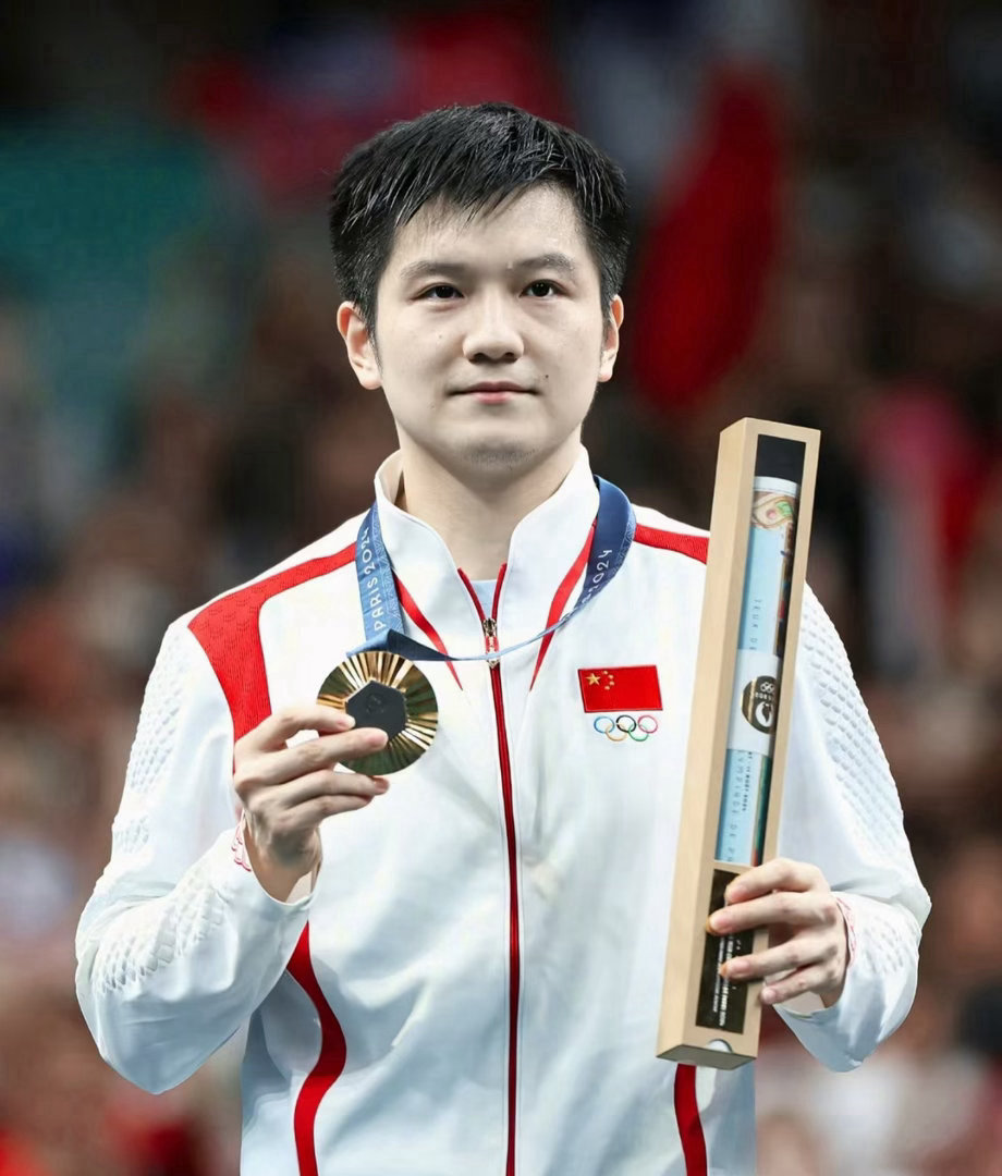 炸裂！文班亚马8分钟两双创历史神迹，41分15板统治攻防，比肩传奇刷新NBA认知