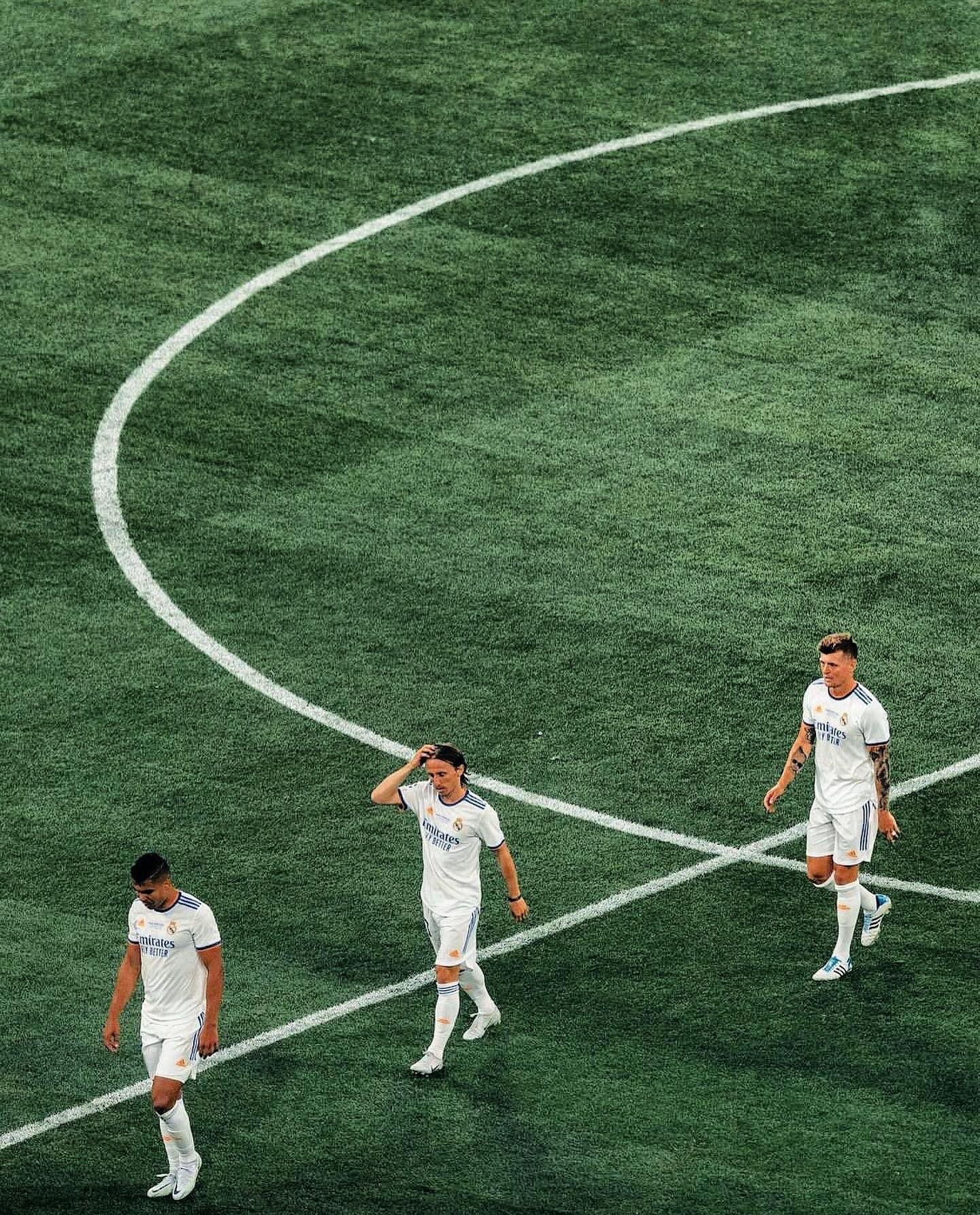 【回顾】皇马以6500万欧的价格签下了之后的典礼中场。🔙halamadrid