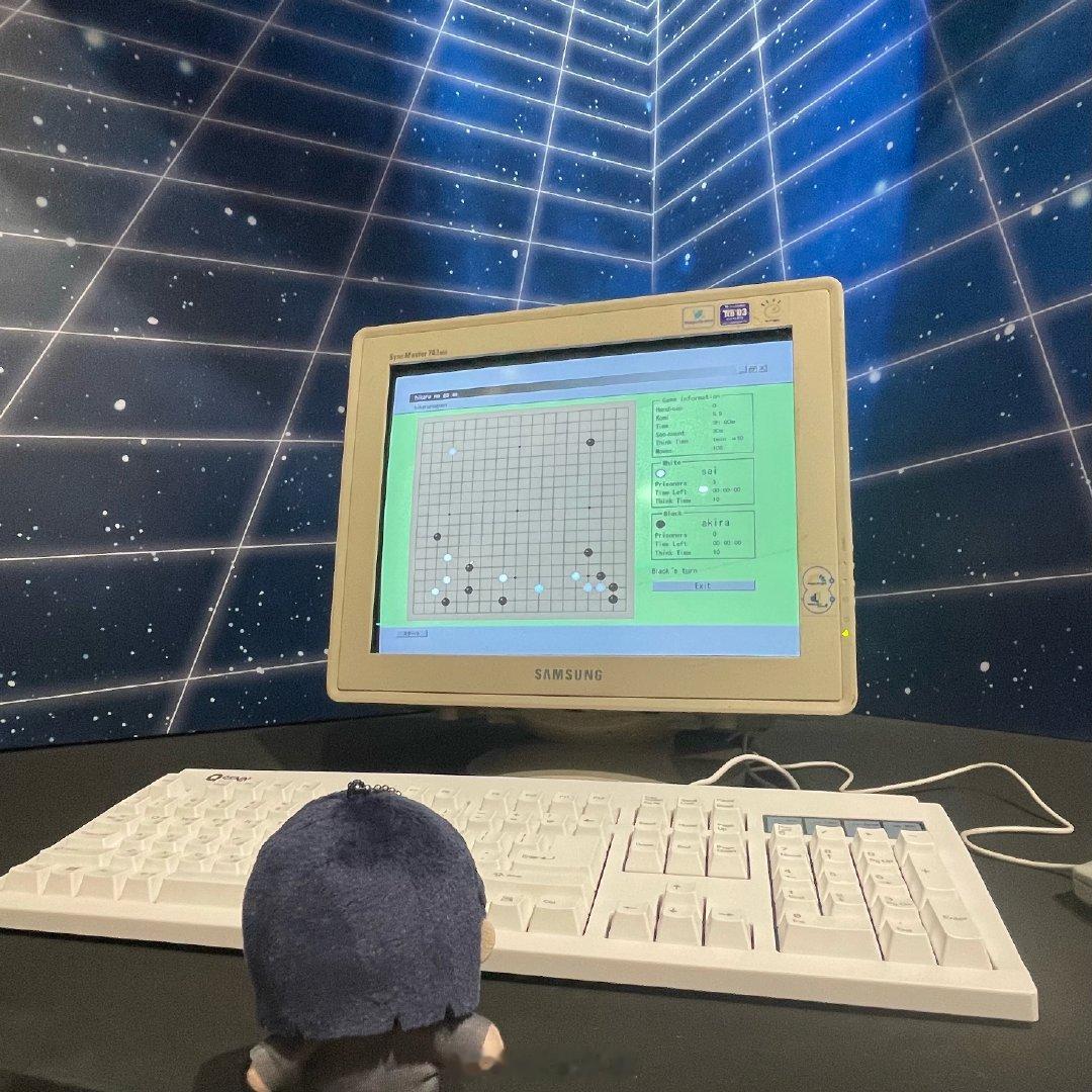 电脑居然变成了三星好好笑 