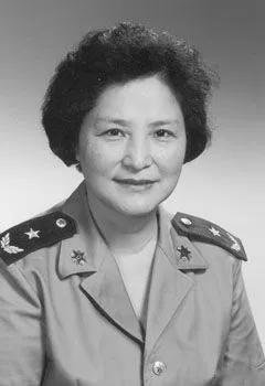 1975年贺捷生给毛主席写信，请求寻找贺龙遗骸。
 
（在阅读文章之前，您可以先