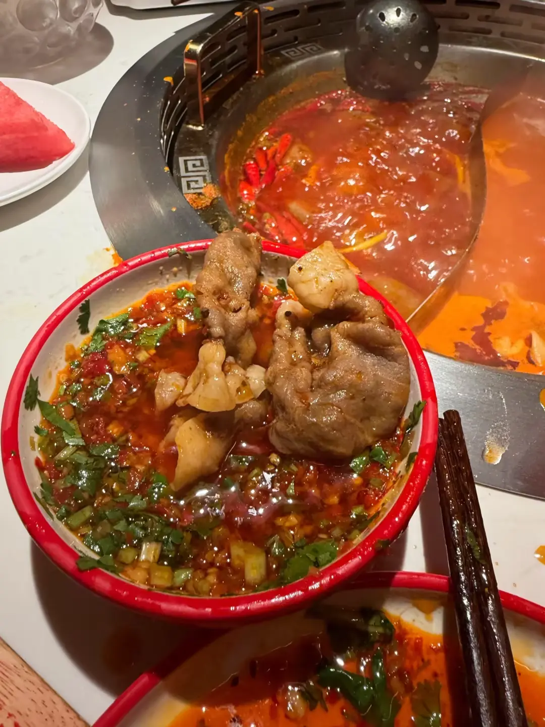 要努力呀，为了想要的生活，为了人间的烟火气，为了今天的风和月 —— 《春风吹》