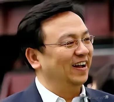 王传福曾吐槽，燃油车时代咱发动机技术落后国外几十年，人家热效率早飙到40%，咱还