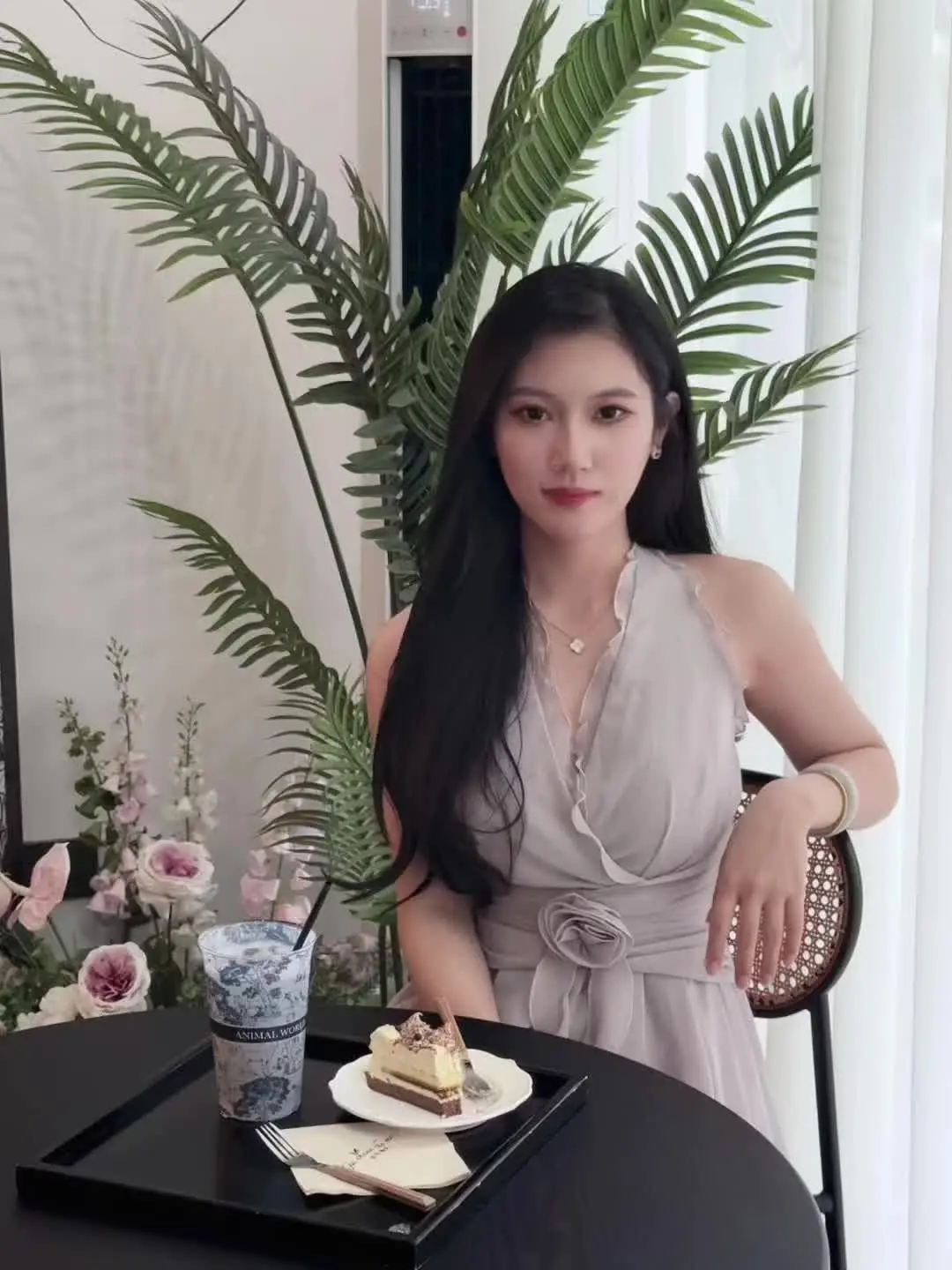 “人永远需要两种能力，好好说话和情绪稳定。”