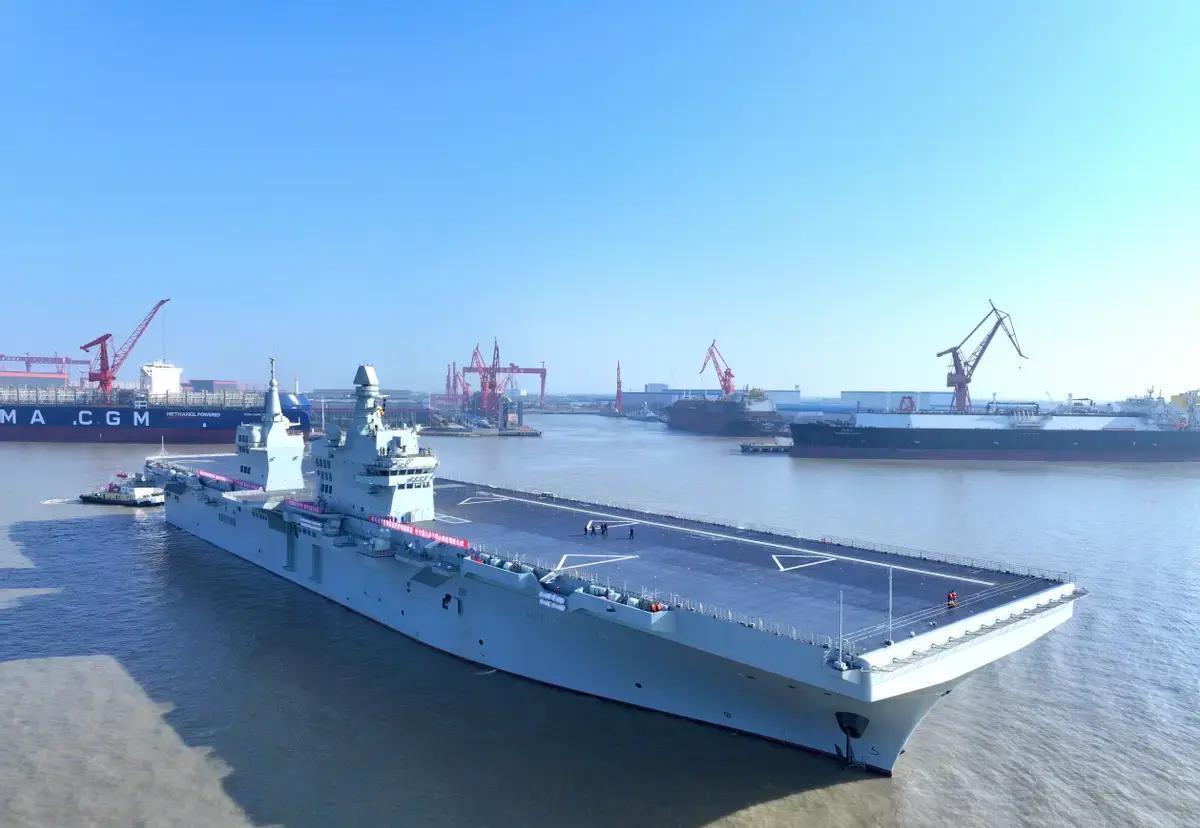 快讯！
海军圈内人士突然宣布了。
近期在上海的沪东中华造船厂船坞，076首舰四川