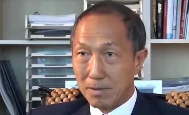 陈水扁时期的“副防长”林中斌抛出惊人判断：美国与中国大陆将协议两岸和平统一。他的