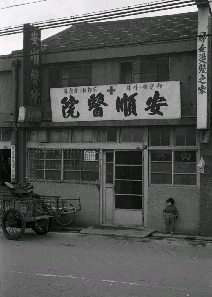 “西园路排骨汤毒杀奇案”听起来就刺激，39岁少妇当众被毒杀，真凶身份还反转再反转
