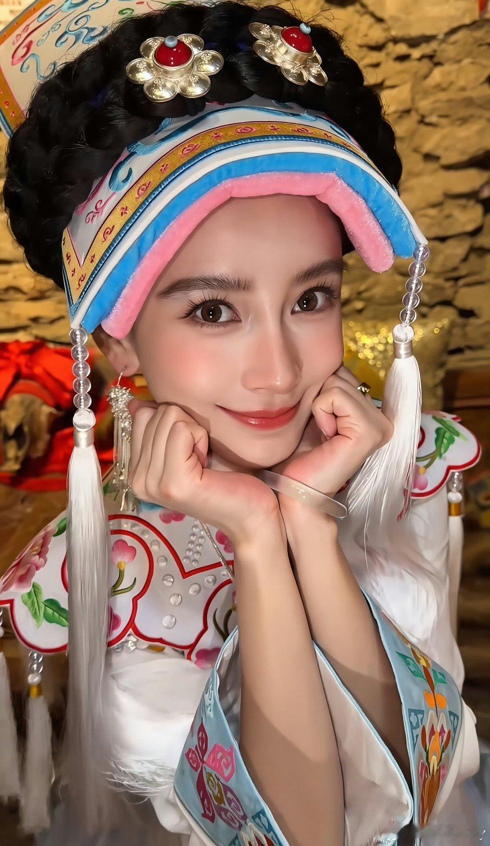 Angelababy羌寨上班vlog女神你咋美成这样 状态太好了 多多营业