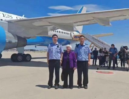 美媒批耶伦访华3次鞠躬是软弱表现，还好他们没看到这张照片[doge] ​​​