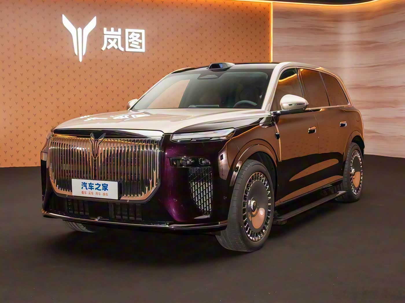 岚图泰山本来还有两个大卖点：520线激光雷达和四激光雷达版本，但是这个版本，我没