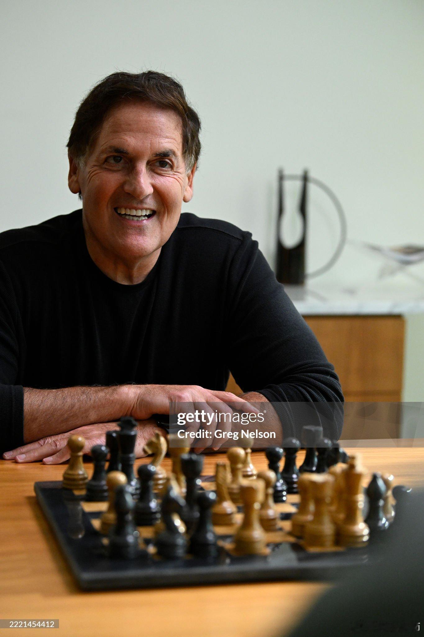 MFFL 来自Marc Stein的消息。一个身份不明的达拉斯投资集团有意与库班