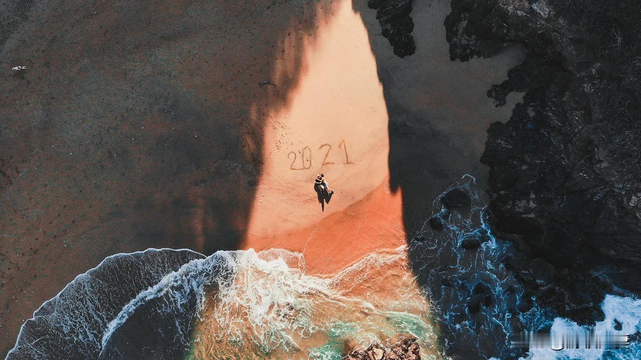 这一年本来在海外自驾旅行，结果遇到疫情被滞留在了墨西哥，已经快1年了。见证了海外