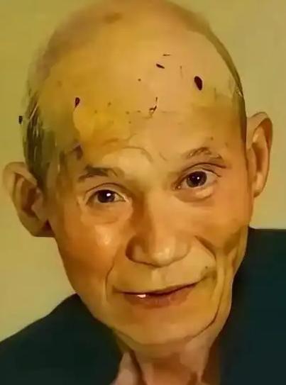 他是全中国坐牢时间最长的人，20岁入狱，77岁重获自由，刑期57年，他当年究竟犯