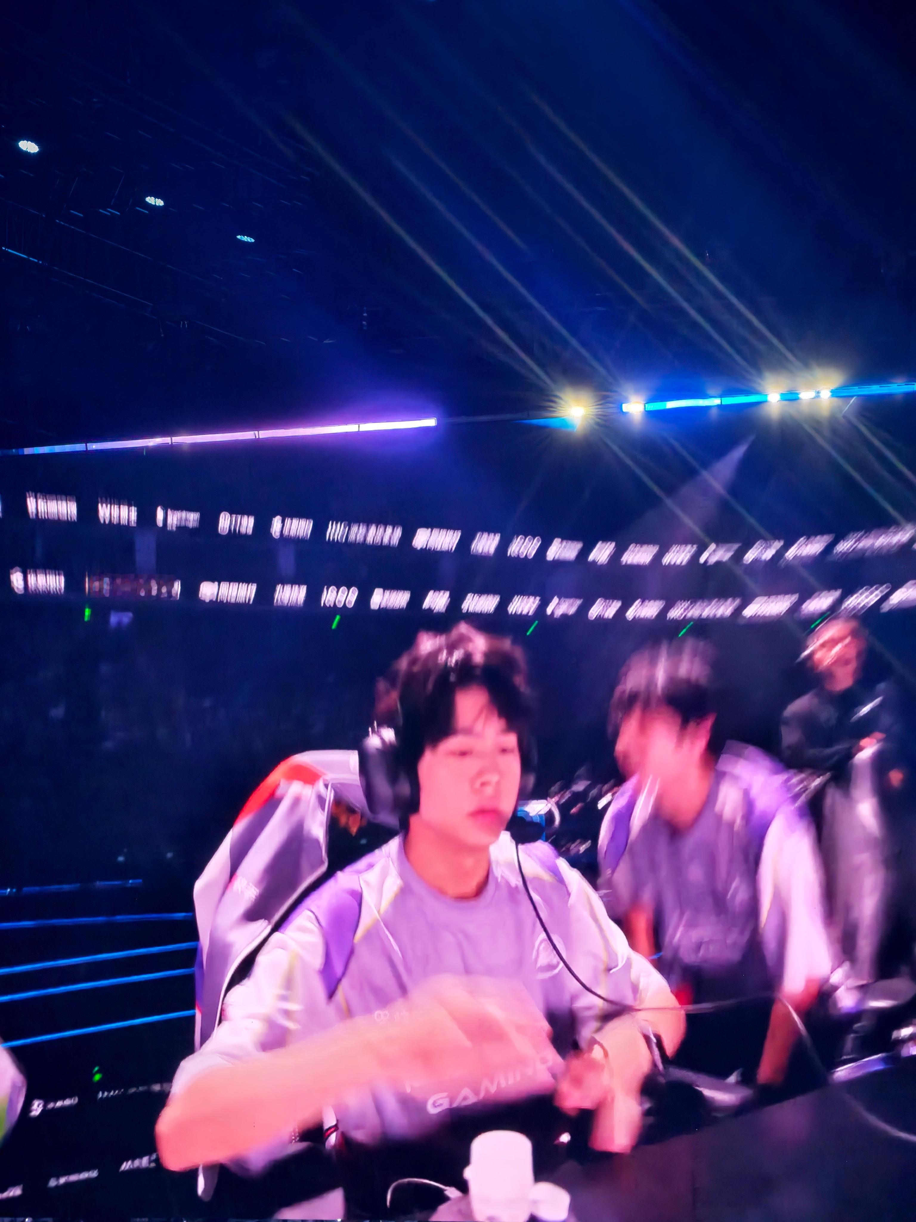 狼队对战KSGKSG再次3比0领先，有感觉了吗 