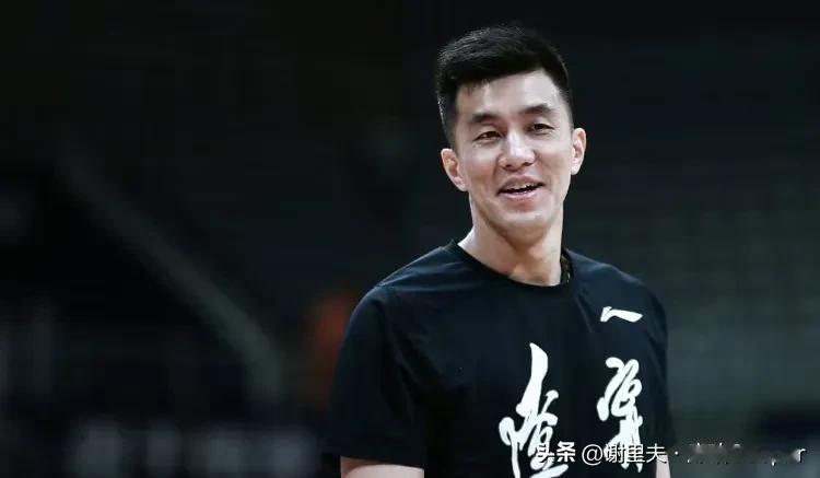 杜锋彻底慌了，郭艾伦火线复出搅乱广东冲冠美梦，经纪人一番话暗藏玄机：为艾伦复出铺