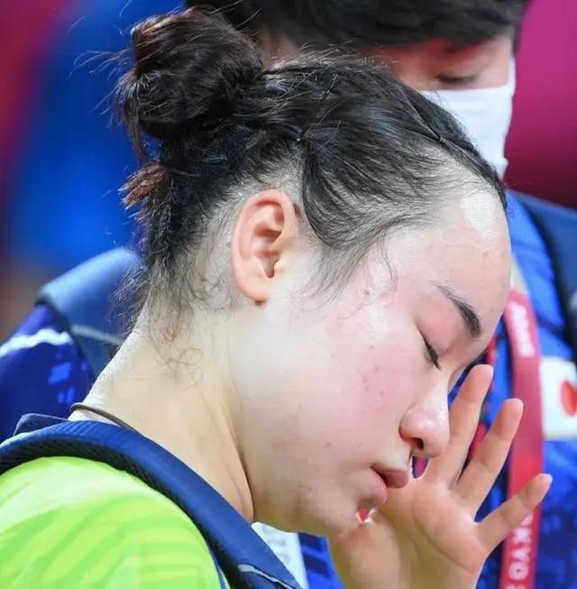 伊藤美诚又要被打哭了！单局1-11爆冷出局无缘8强

北京时间4月19日，WTT